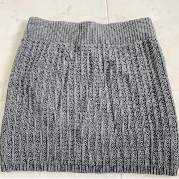 Gray Adjustable Knit Skirt Girls w/ Pockets - Picture 4 of 5